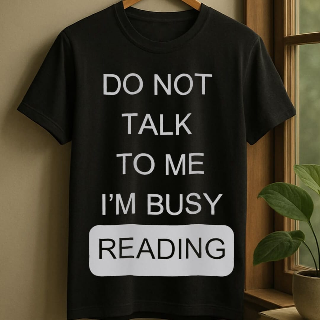 Black / S Busy reading t-shirt