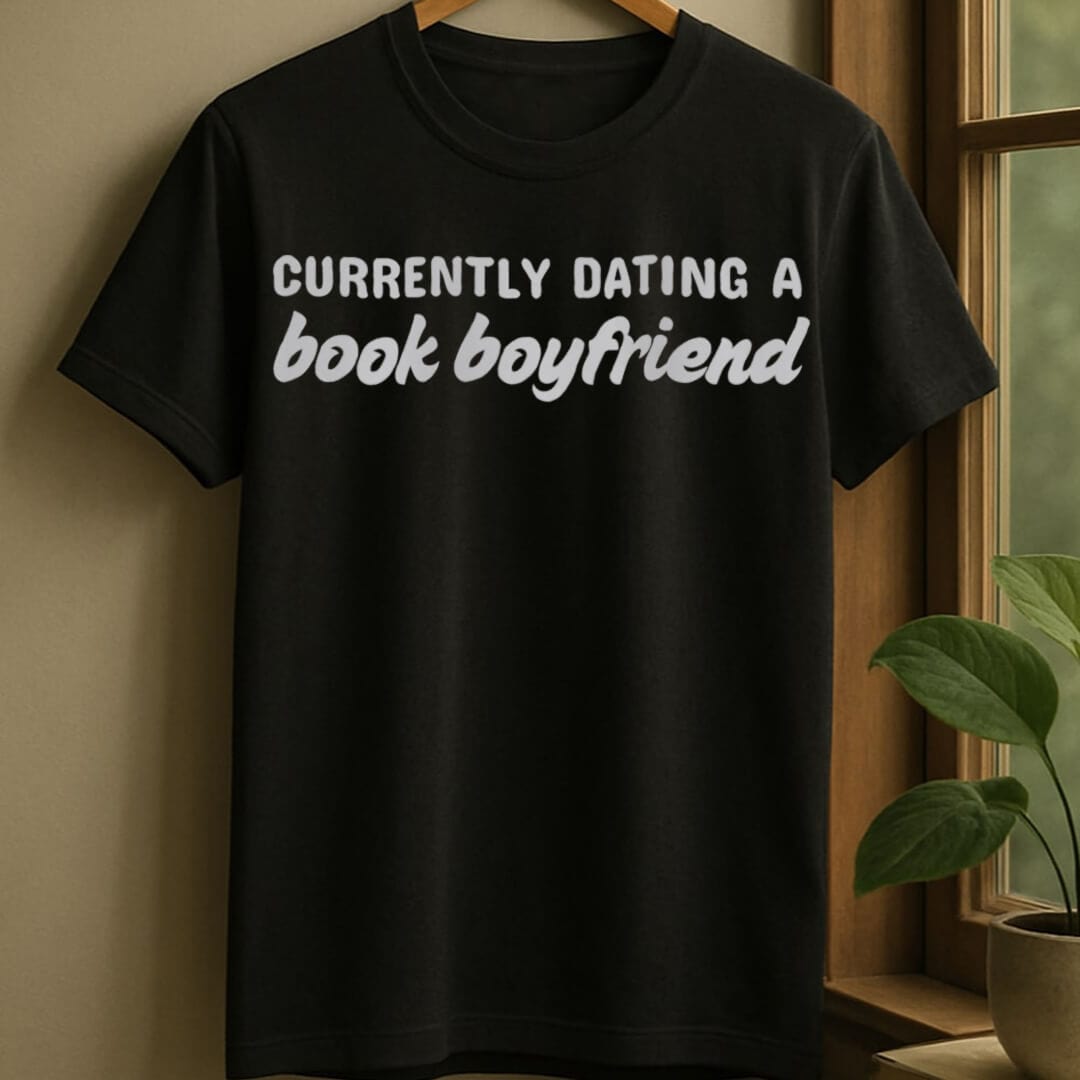Black / S Dating book boyfriend t-shirt