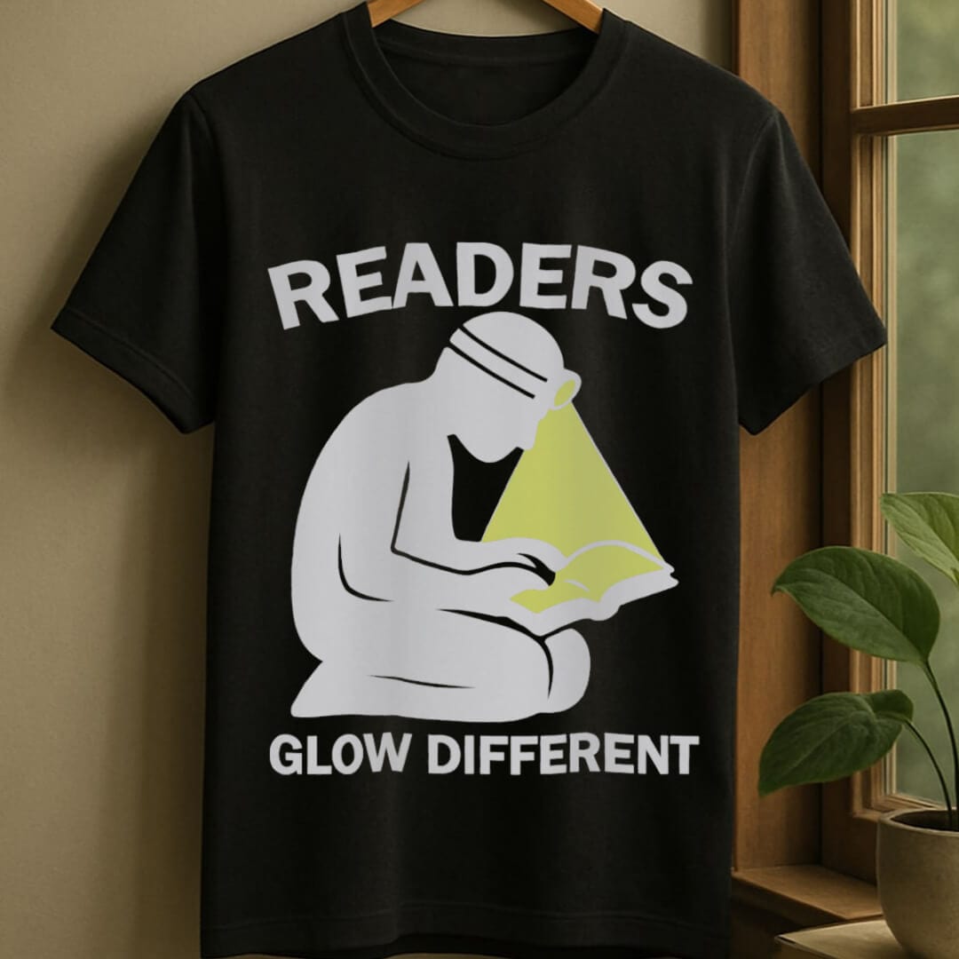 Black / S Readers glow different t-shirt
