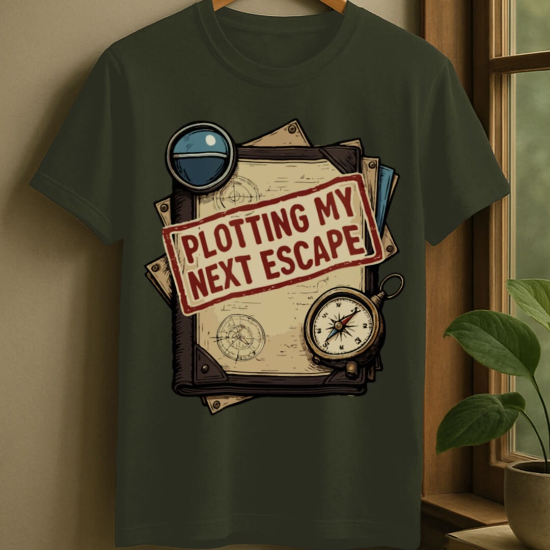 Military Green / S Plotting escape t-shirt