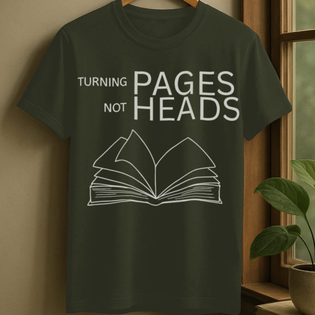Military Green / S Turning pages t-shirt