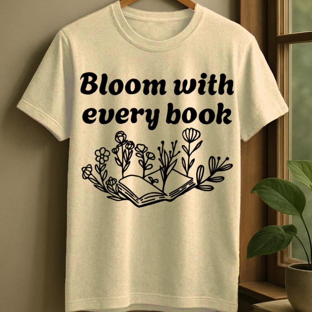 Natural / S Blooming with books t-shirt
