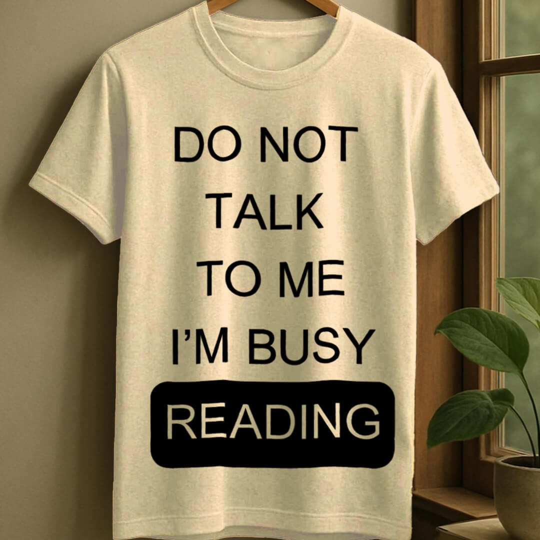 Natural / S Busy reading t-shirt