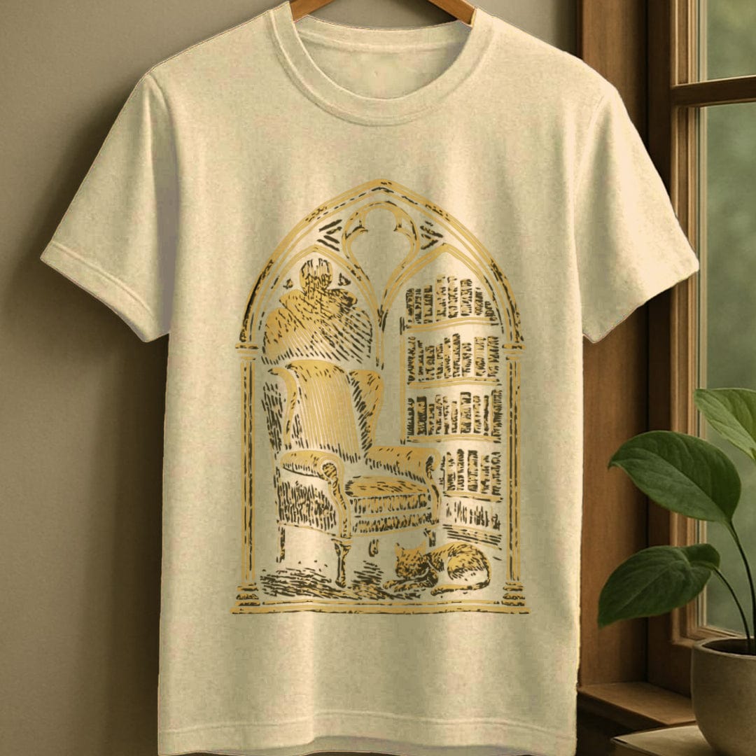 Natural / S Gothic reading nook t-shirt