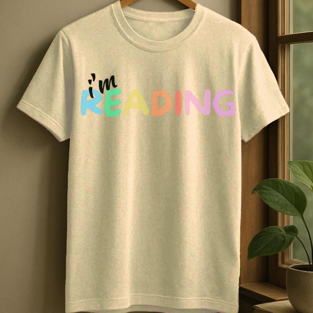 Natural / S I'm reading t-shirt