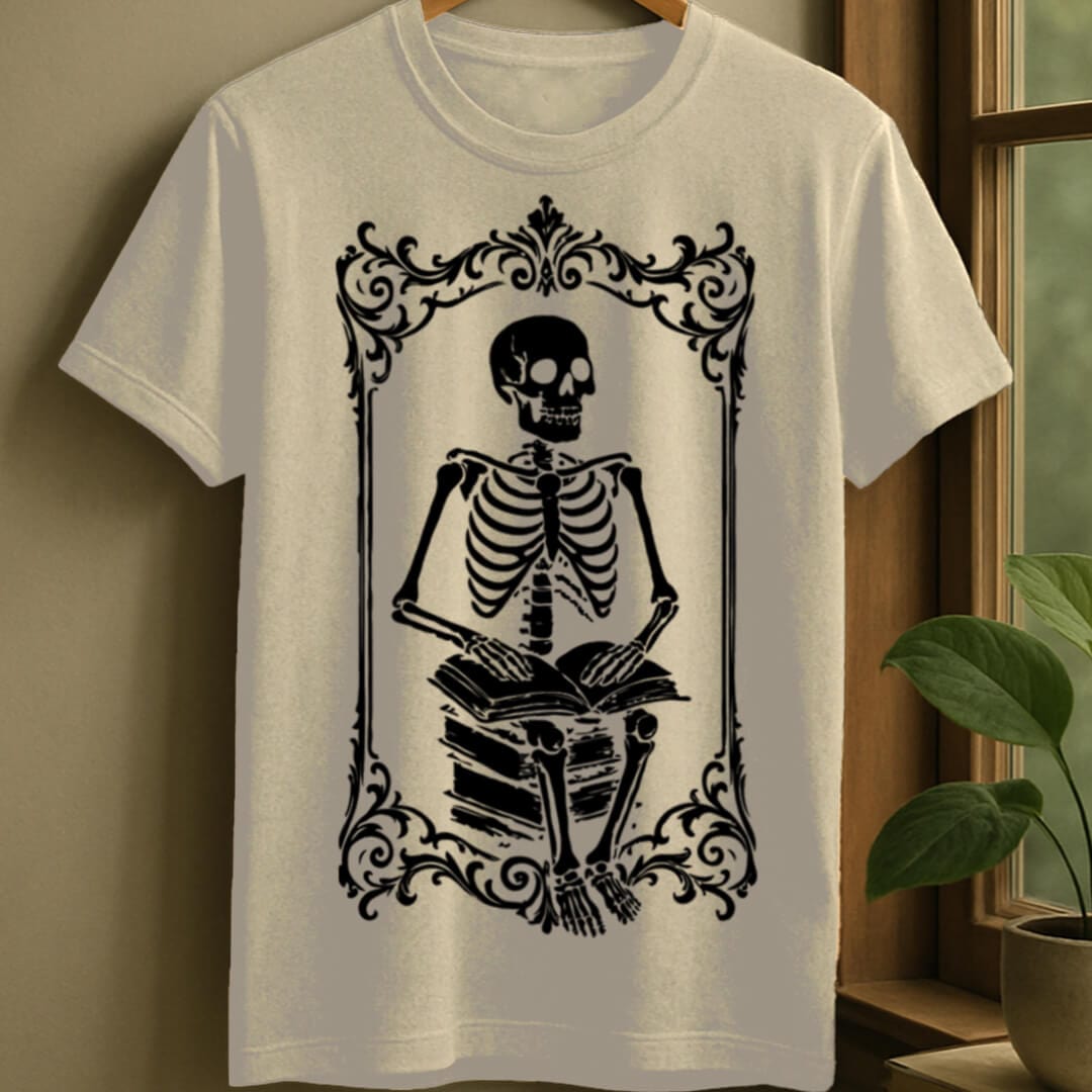 Natural / S Reading tarot card t-shirt