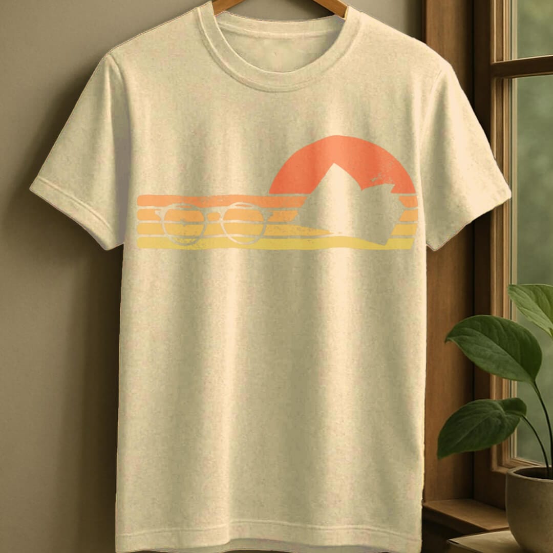 Natural / S Retro sunset reader t-shirt