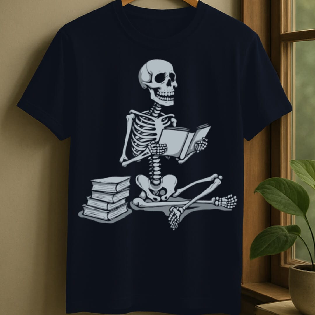 Navy / S Grinning scholar t-shirt