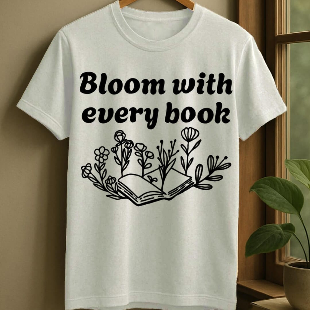 White / S Blooming with books t-shirt