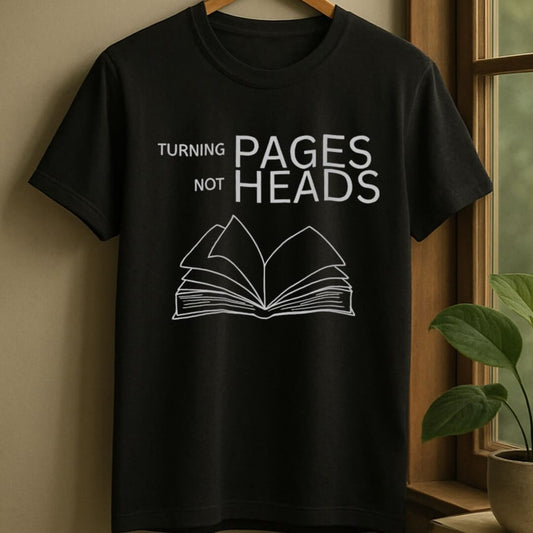 Black / S Turning pages t-shirt