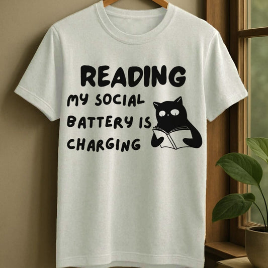 White / S Reading to recharge t-shirt