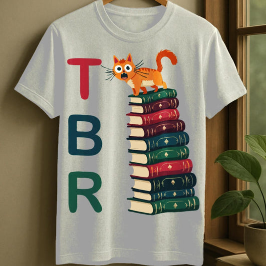 White / S To be read list t-shirt